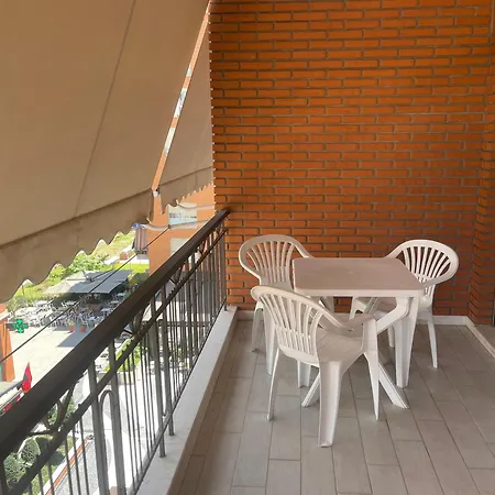 Kompleksi Delijorgji 3 * טיראנה