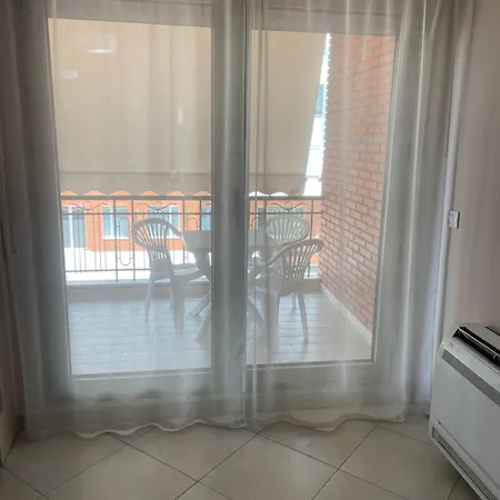 Kompleksi Delijorgji 3 * טיראנה