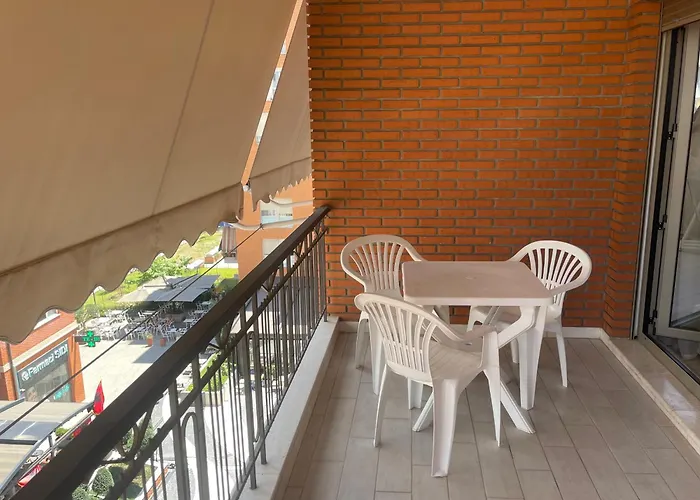 Kompleksi Delijorgji 3 * טיראנה